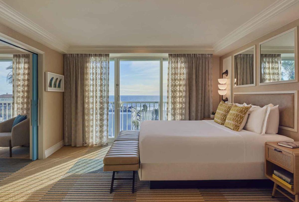 santa monica Palmetto King Suite