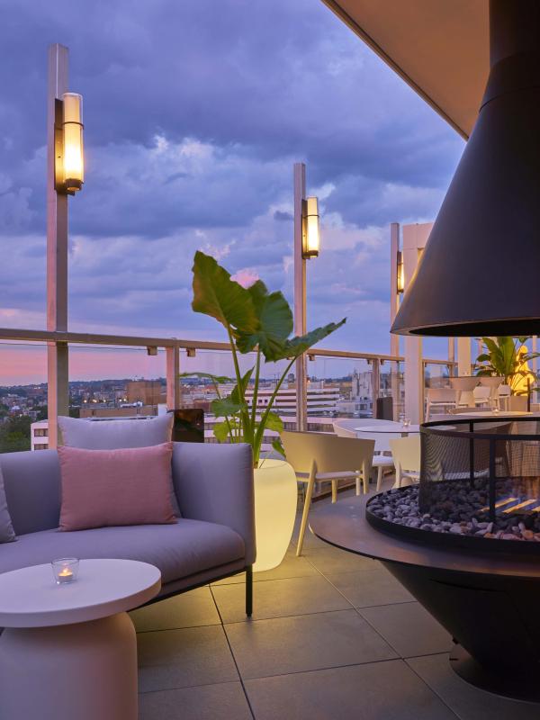 The outdoor patio area at Hedy's at Viceroy Hotel Zena